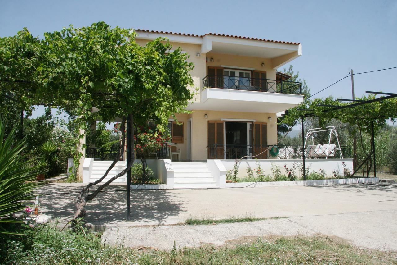 Villa Vlichos アマリントス エクステリア 写真